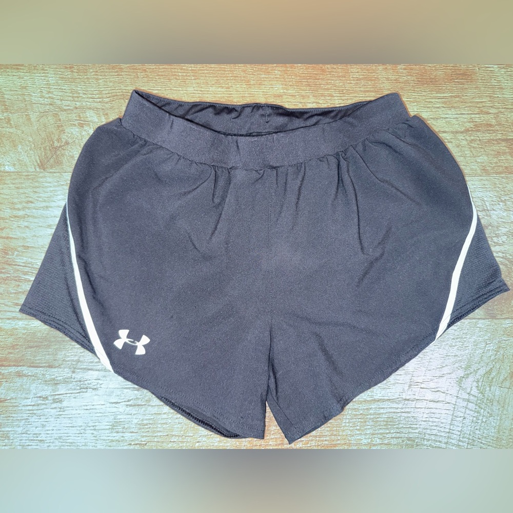 Under Armour Women’s Black Athletic Shorts Lined